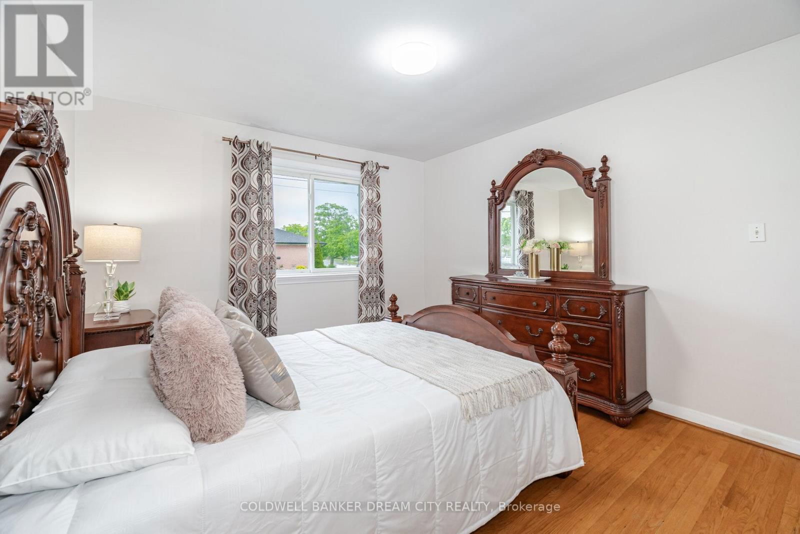 35 GUINESS AVENUE Image 22