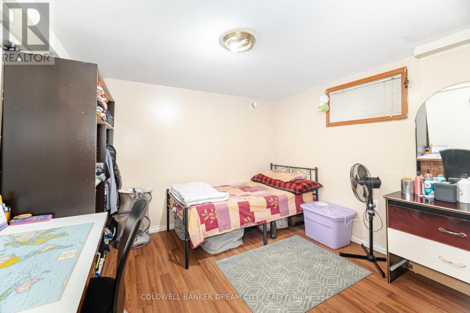 35 GUINESS AVENUE Image 43