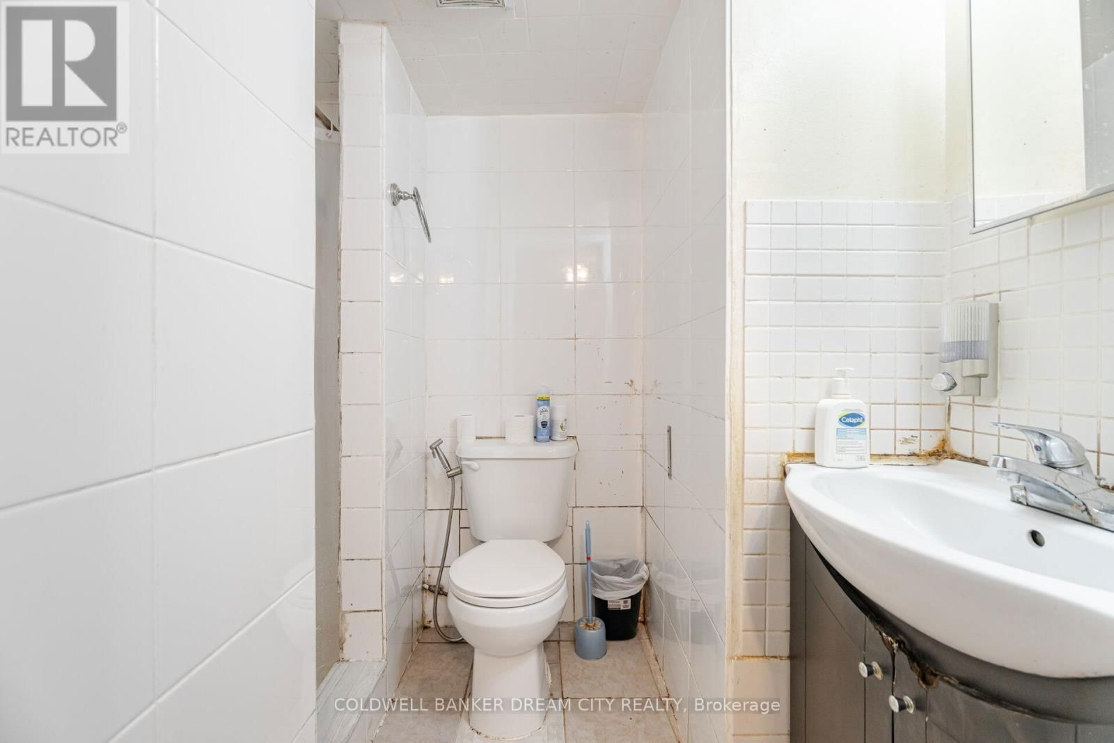 35 GUINESS AVENUE Image 46