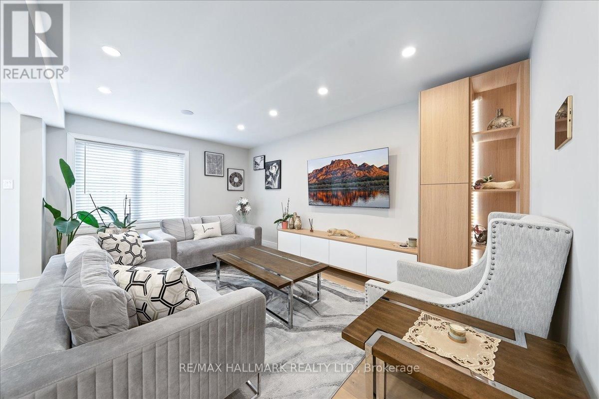 3326 DOVETAIL MEWS Image 7
