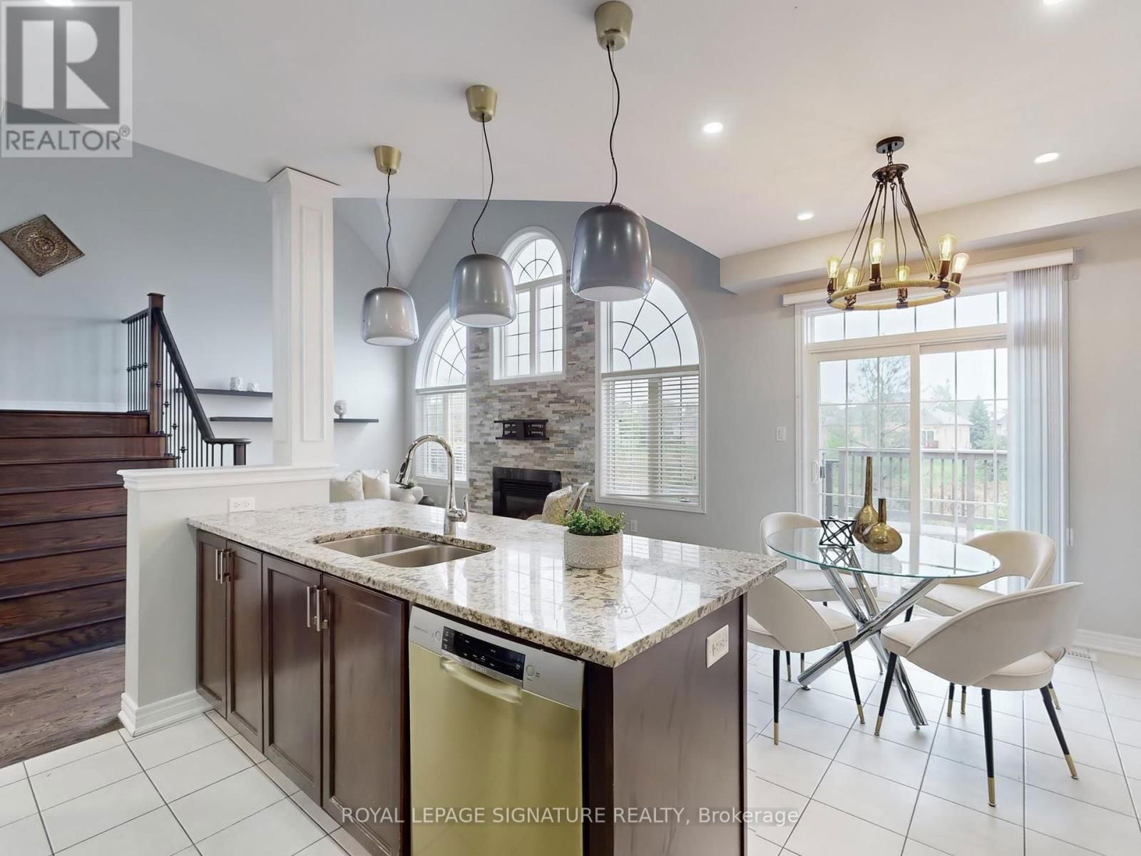 20 NAPERTON DRIVE Image 12