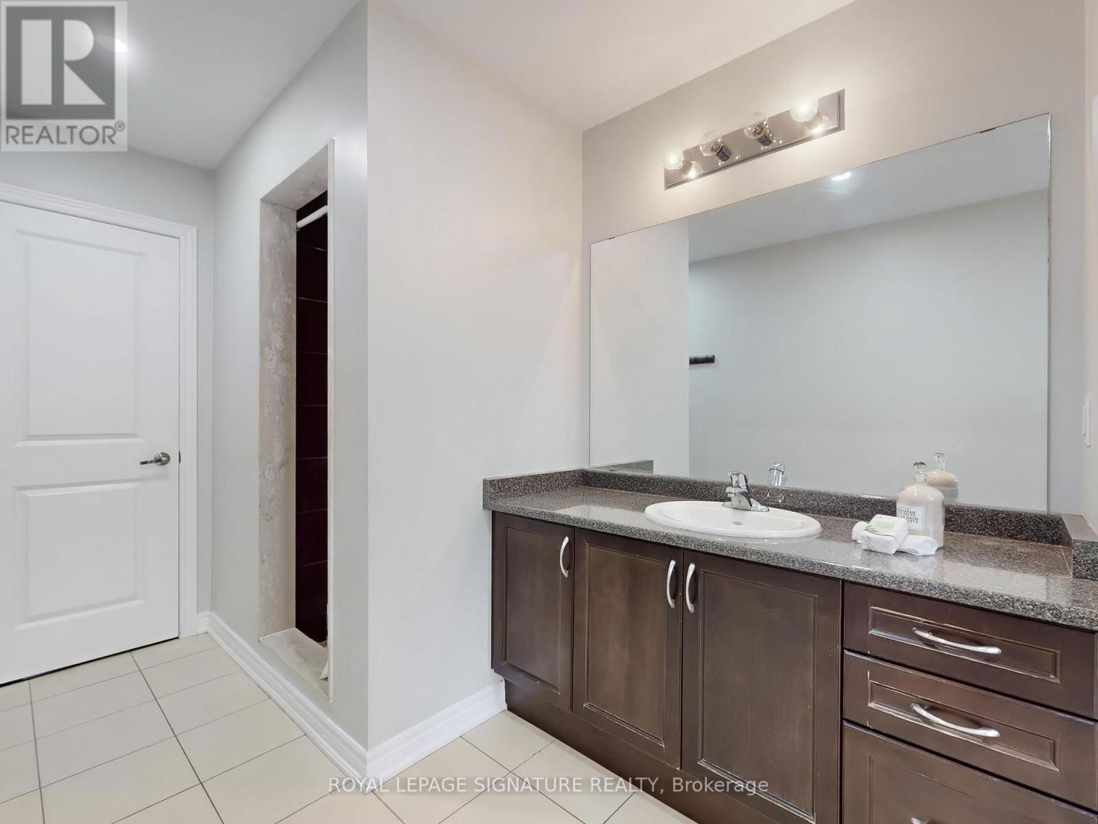 20 NAPERTON DRIVE Image 24