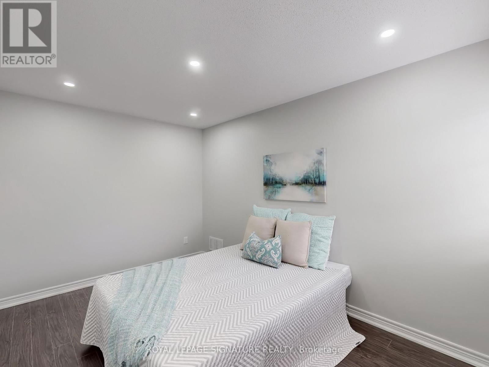 20 NAPERTON DRIVE Image 32