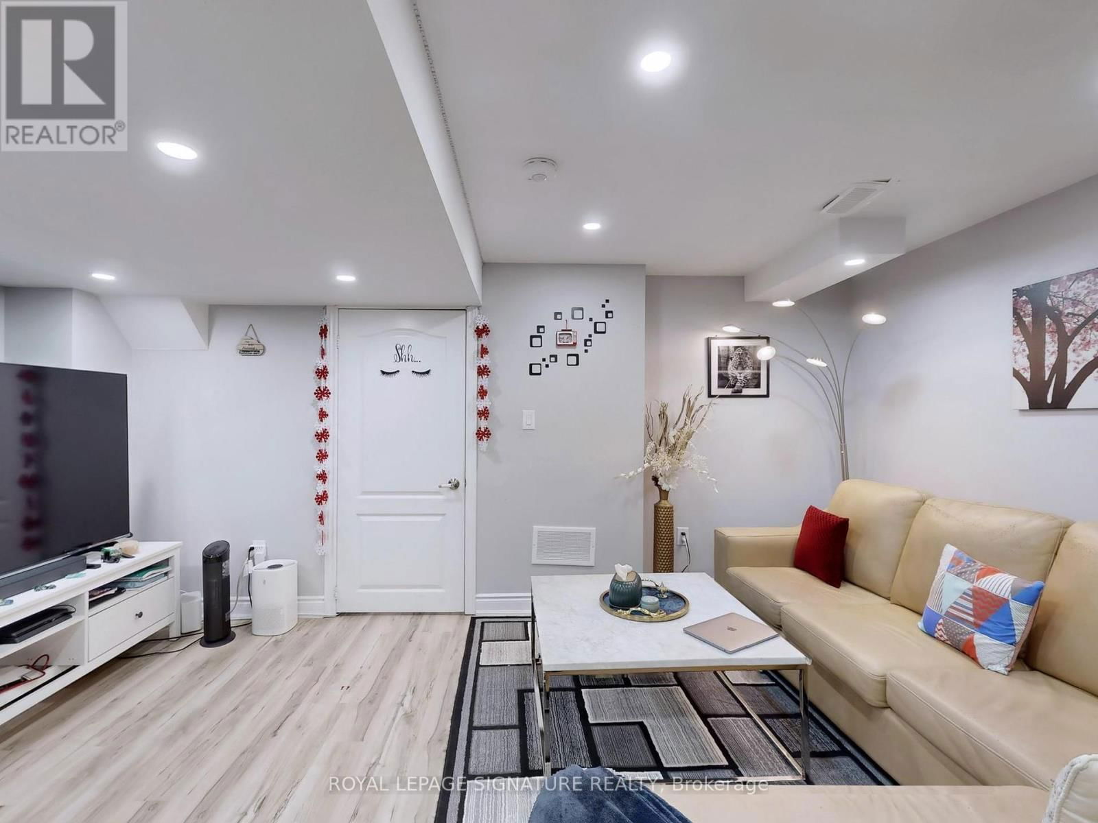 20 NAPERTON DRIVE Image 36