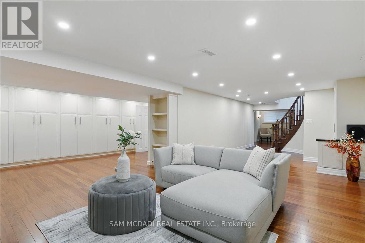 2076 AUTUMN BREEZE DRIVE SOUTH Image 31