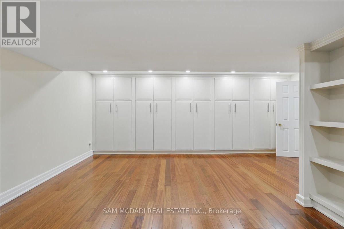 2076 AUTUMN BREEZE DRIVE SOUTH Image 32
