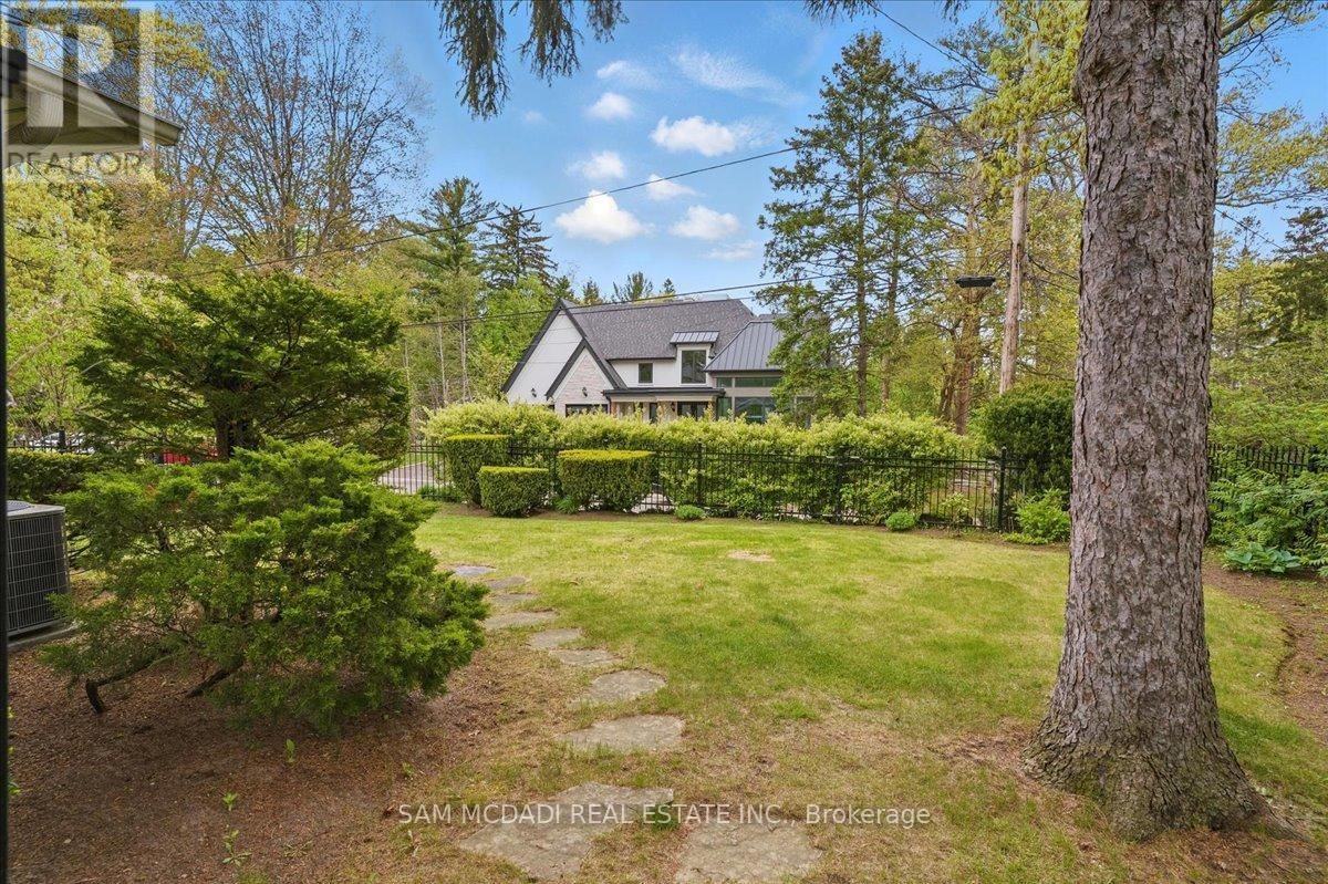 2076 AUTUMN BREEZE DRIVE SOUTH Image 42