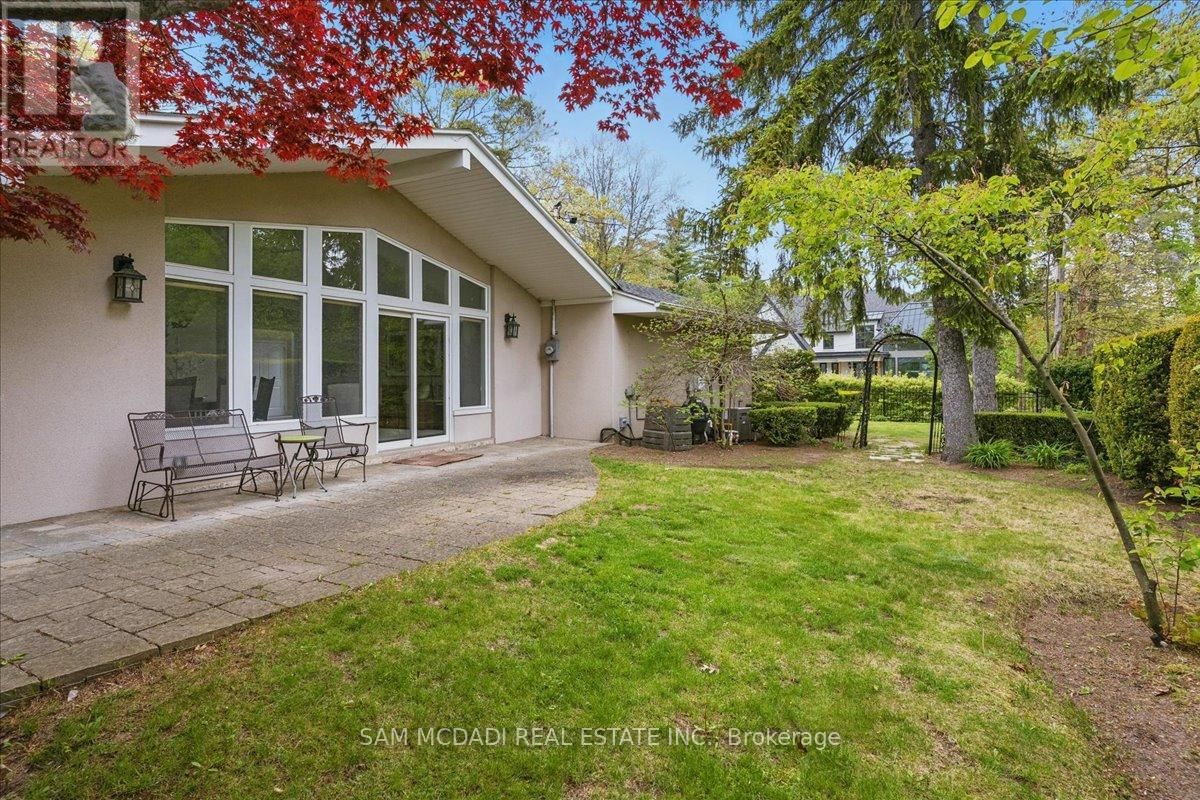 2076 AUTUMN BREEZE DRIVE SOUTH Image 46