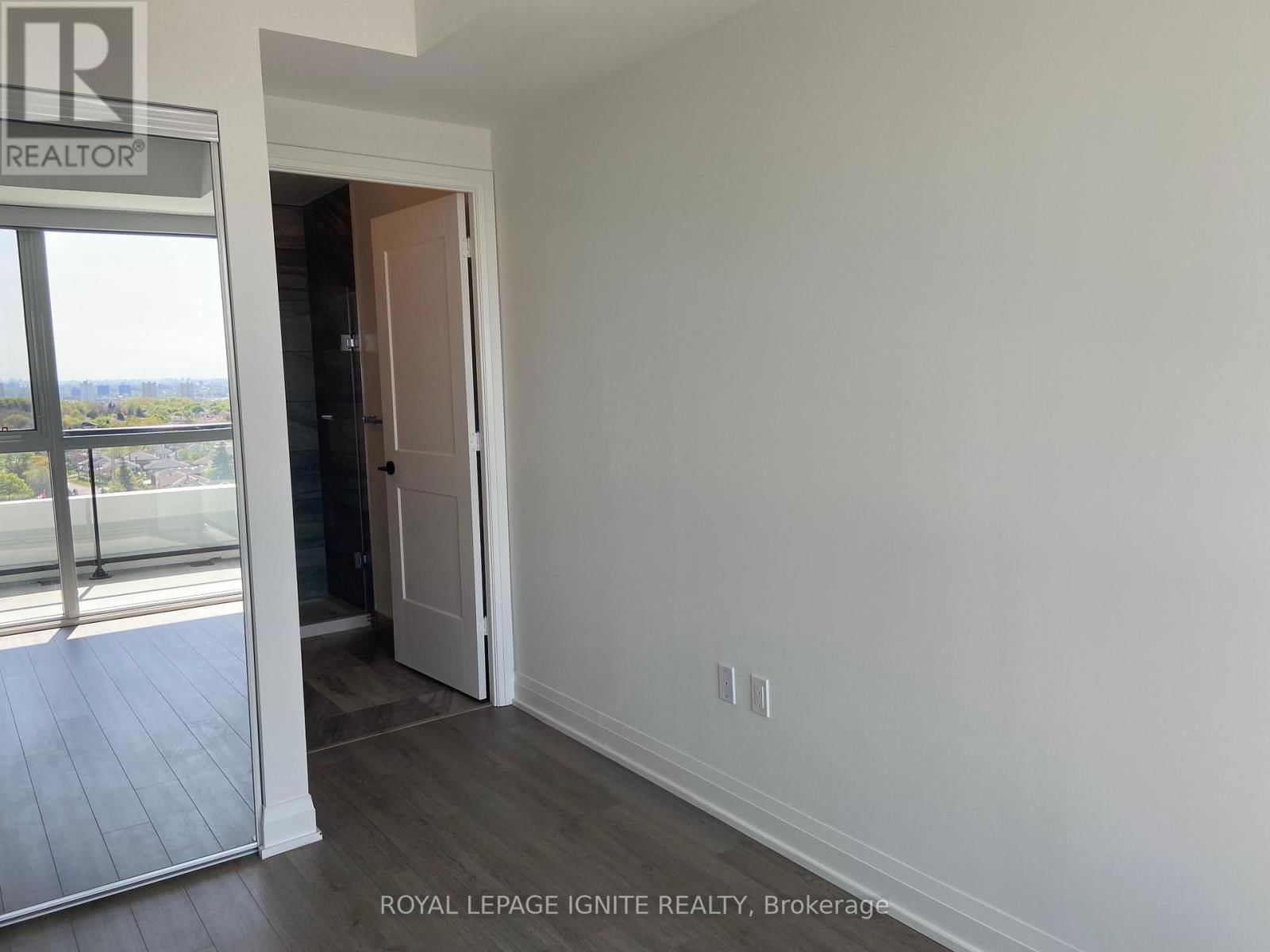 822 - 50 GEORGE BUTCHART DRIVE Image 18