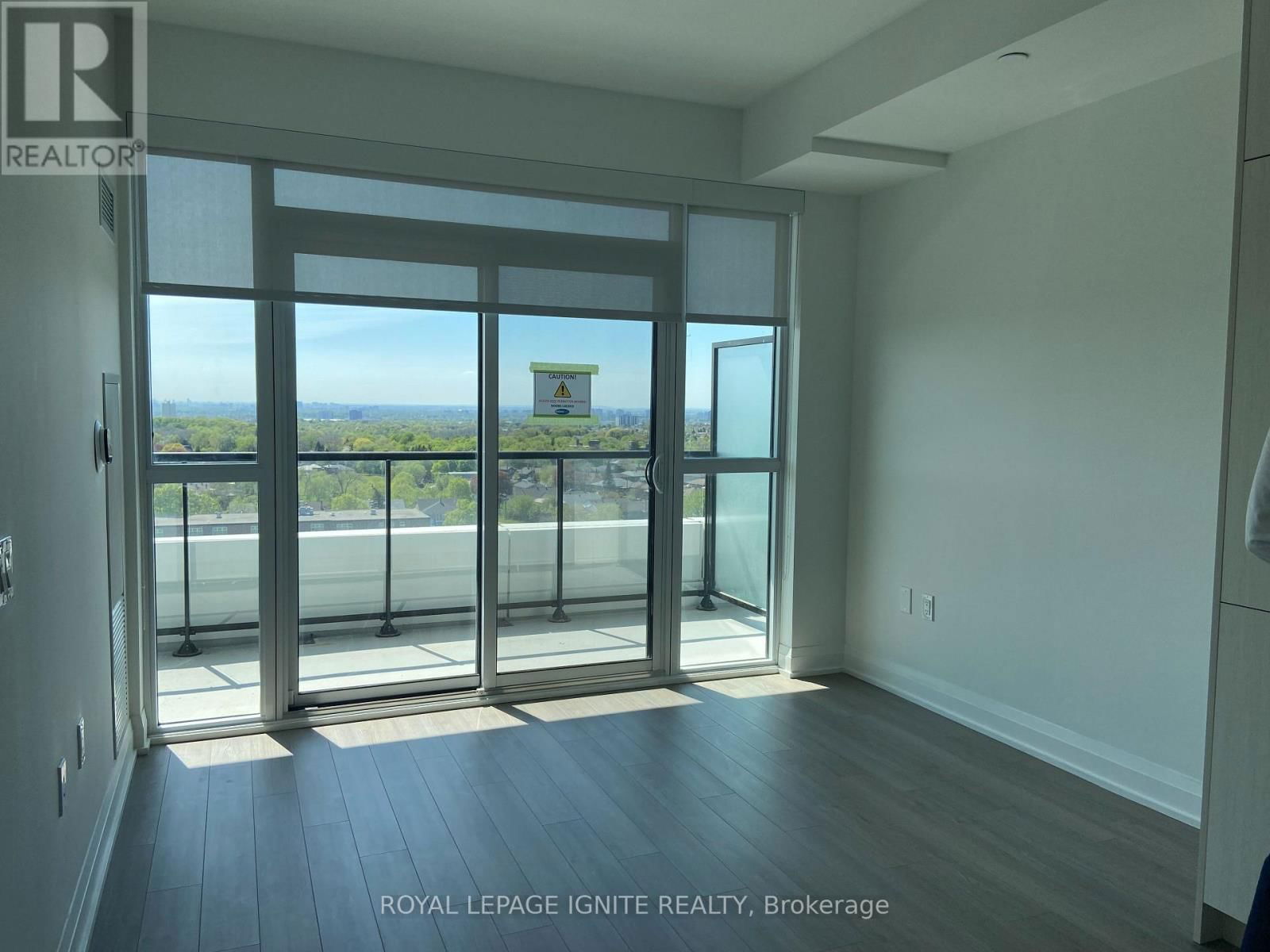 822 - 50 GEORGE BUTCHART DRIVE Image 20