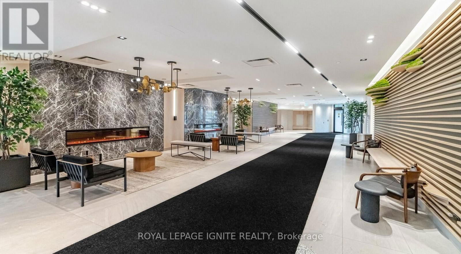 822 - 50 GEORGE BUTCHART DRIVE Image 23