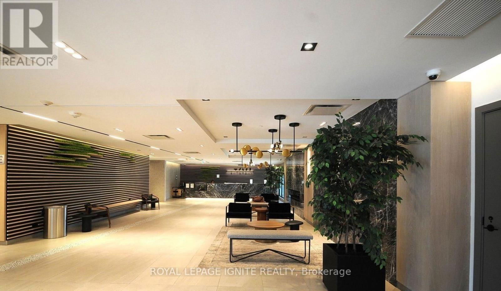 822 - 50 GEORGE BUTCHART DRIVE Image 24