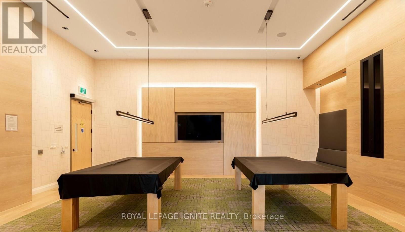 822 - 50 GEORGE BUTCHART DRIVE Image 32