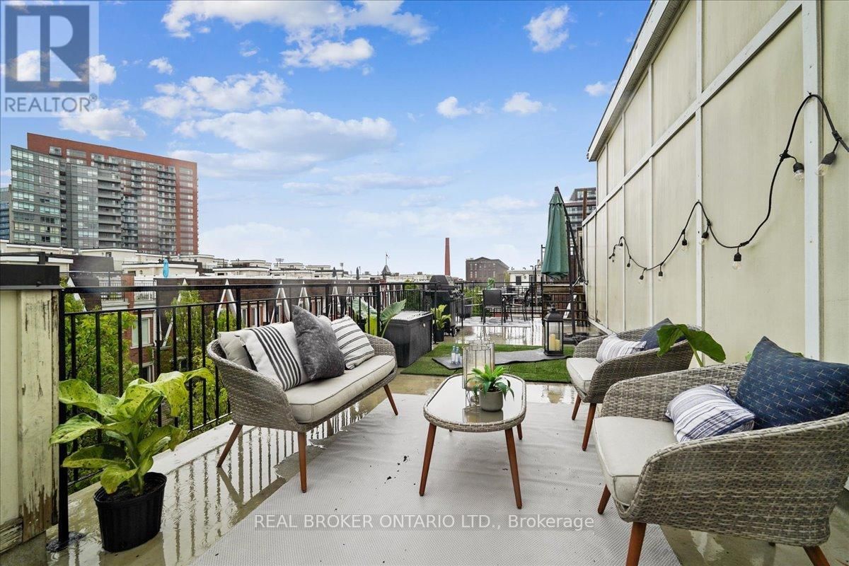 1233C - 22 LAIDLAW STREET Image 1