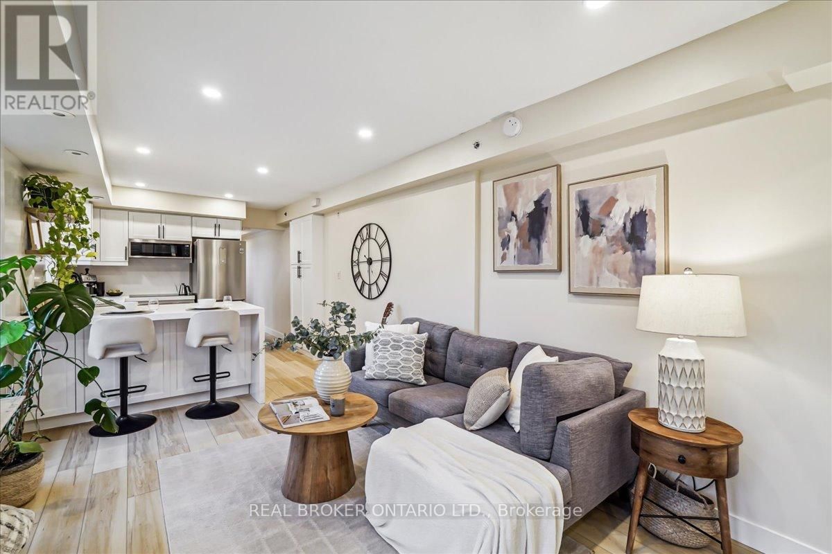 1233C - 22 LAIDLAW STREET Image 2