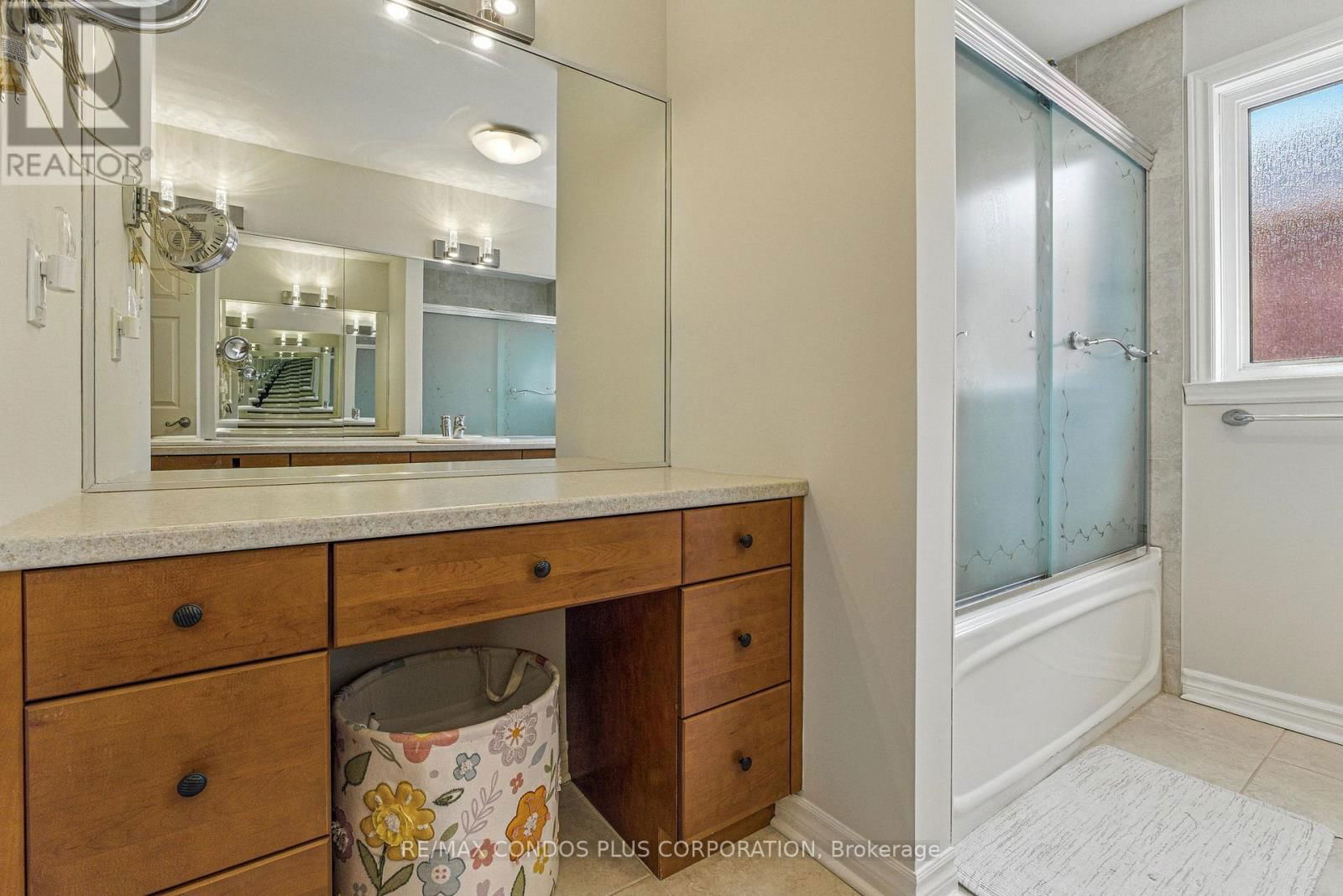 1418 SILVERSMITH DRIVE Image 27