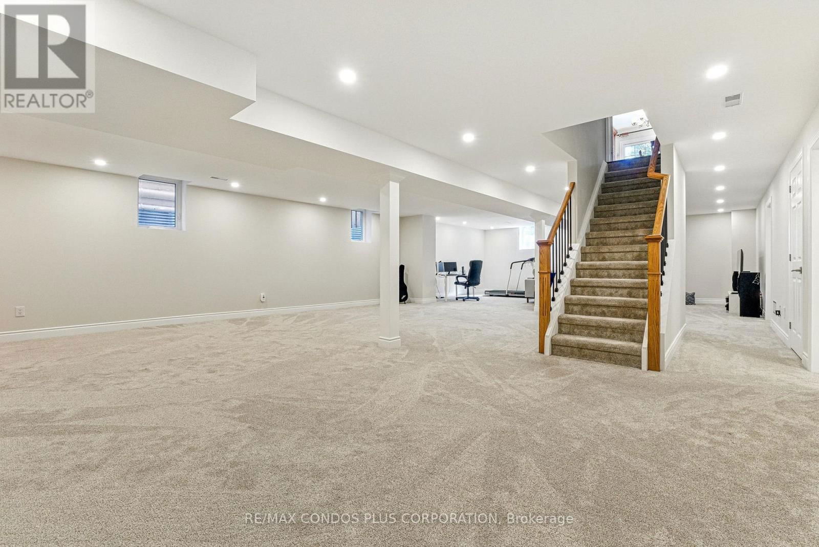 1418 SILVERSMITH DRIVE Image 29