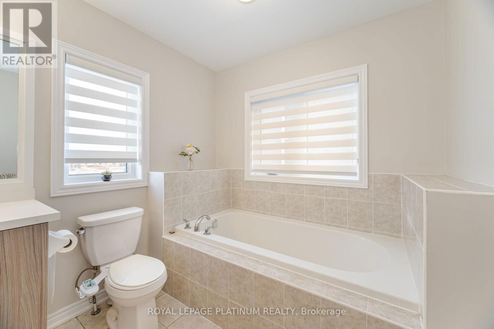 21 SMALLWOOD ROAD Image 33