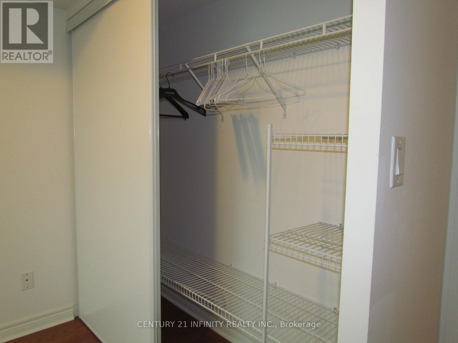 2307 - 208 ENFIELD PLACE Image 12