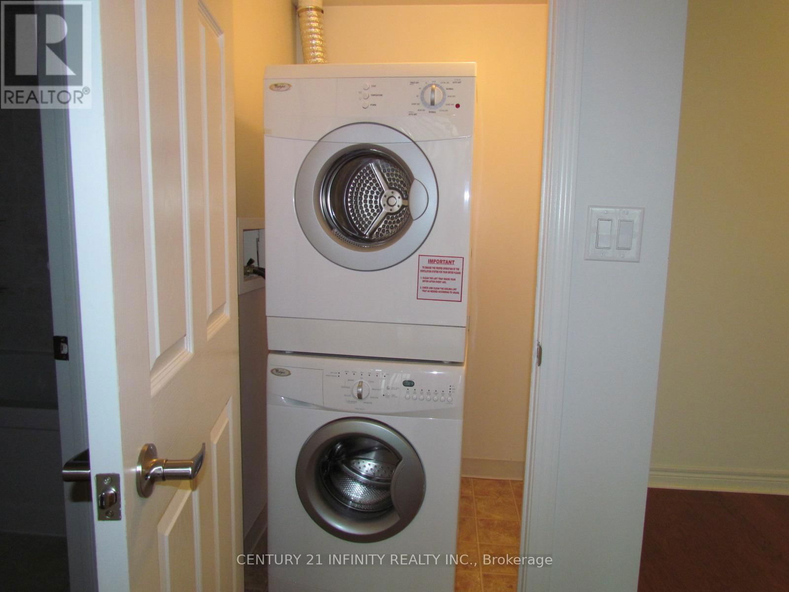 2307 - 208 ENFIELD PLACE Image 14