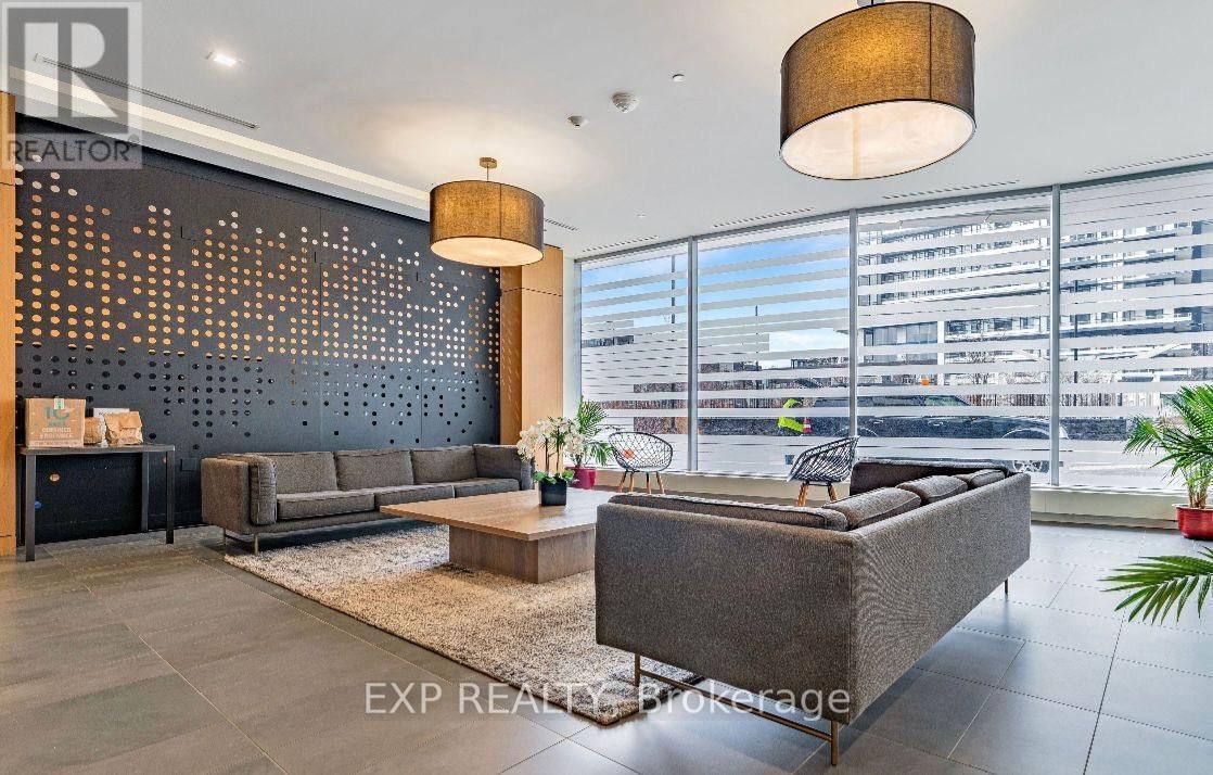 617 - 2520 EGLINTON AVENUE Image 1