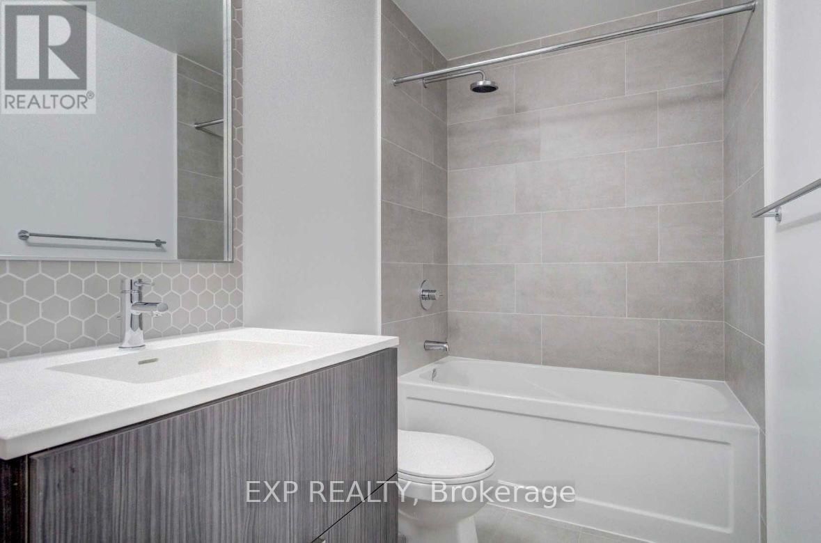 617 - 2520 EGLINTON AVENUE Image 17