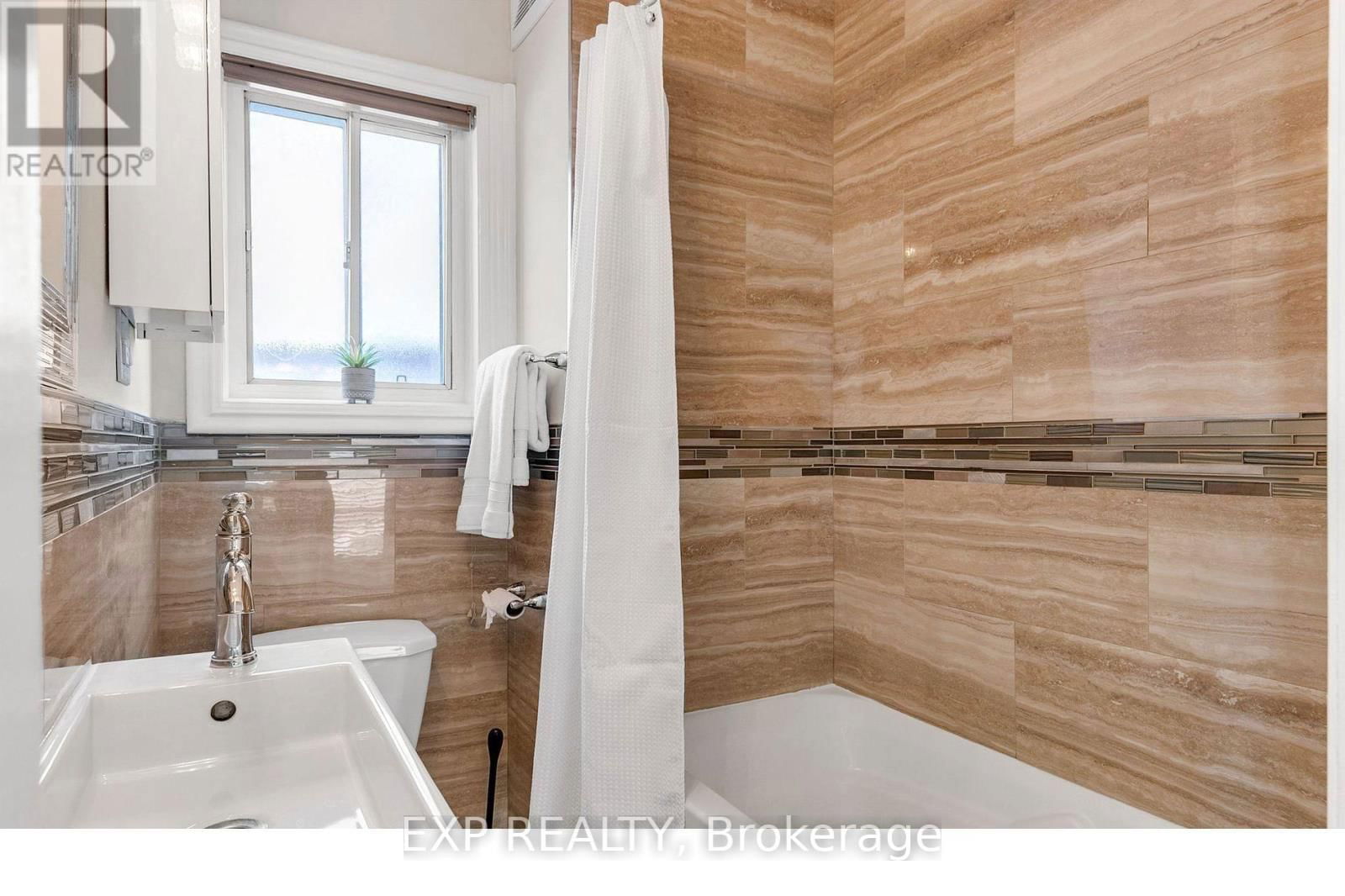 Upper - 152 EILEEN AVENUE Image 7