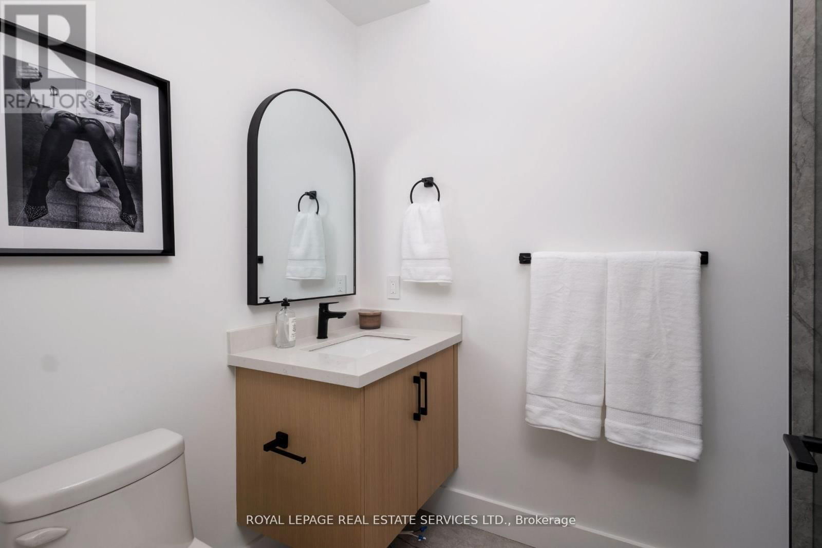 263 THIRTIETH STREET Image 33