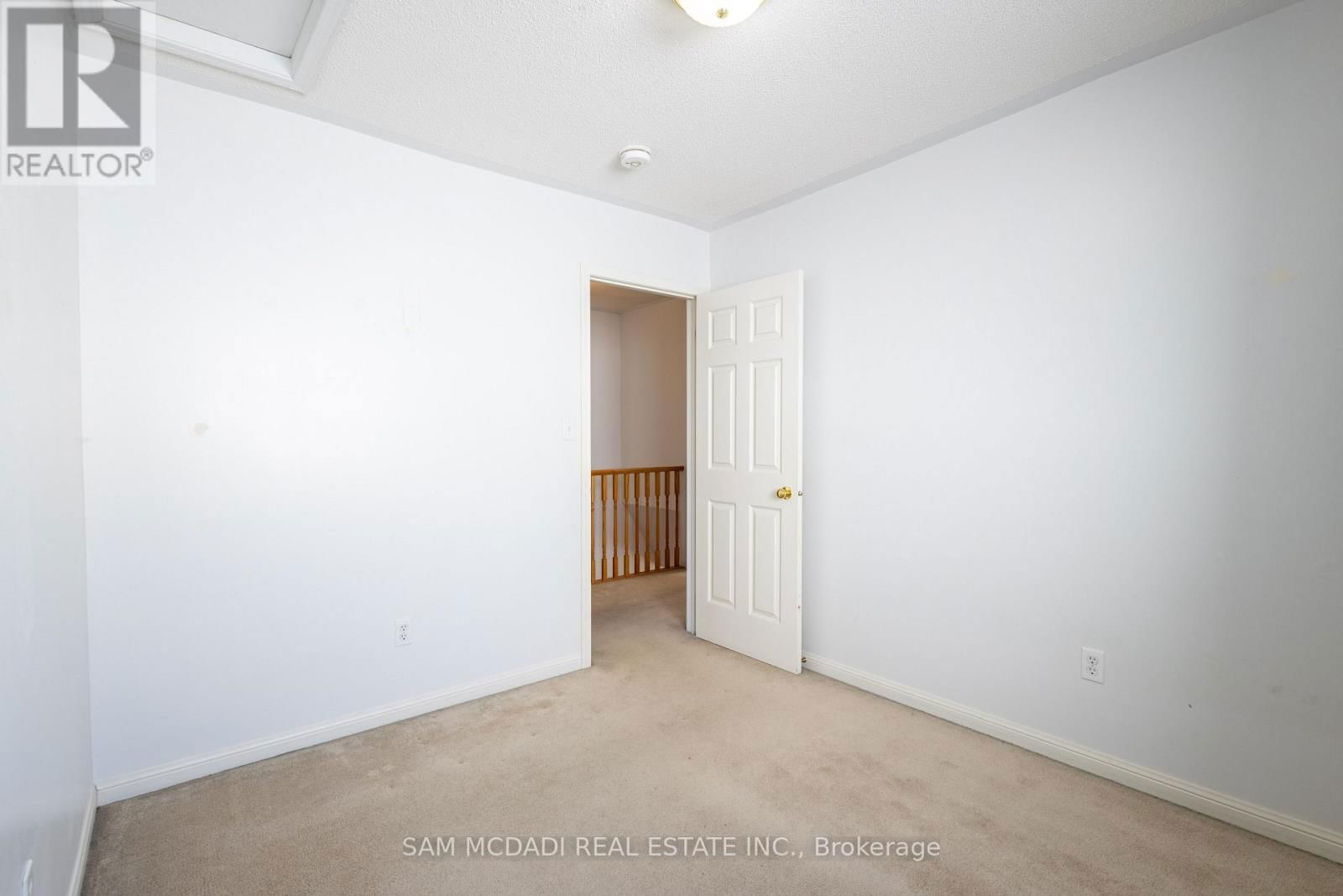 Upper - 45 SPRINGHURST AVENUE Image 17