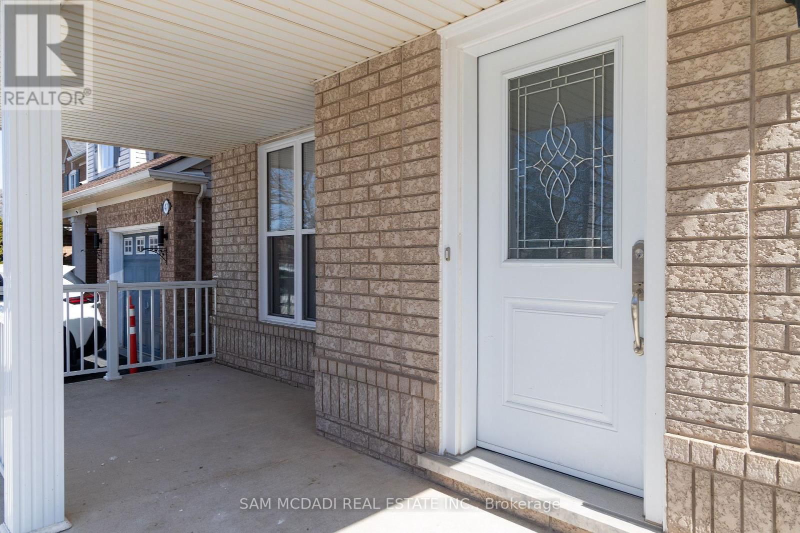 Upper - 45 SPRINGHURST AVENUE Image 3