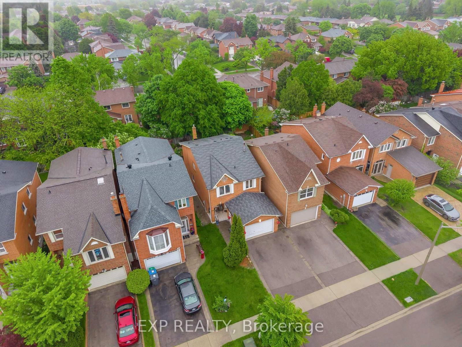 4315 BACCHUS CRESCENT Image 3