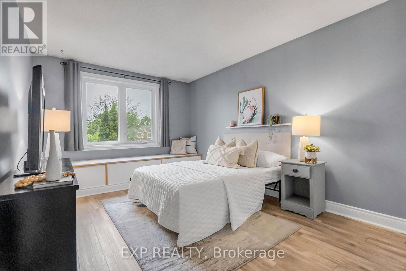 4315 BACCHUS CRESCENT Image 30