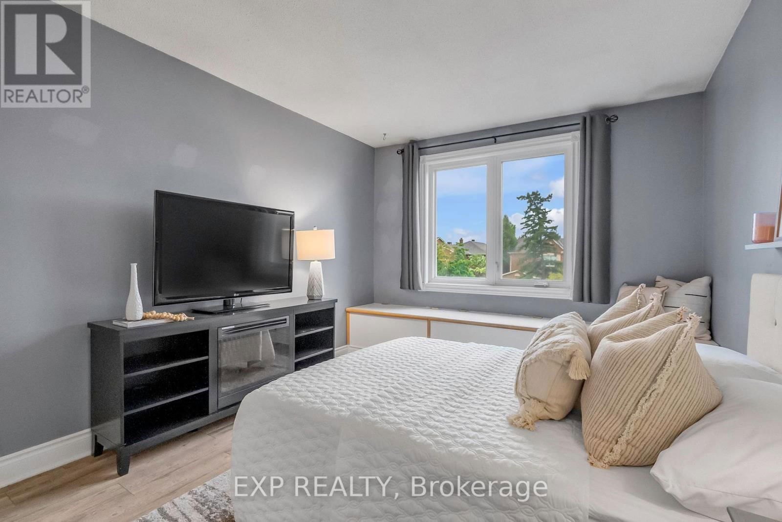 4315 BACCHUS CRESCENT Image 31