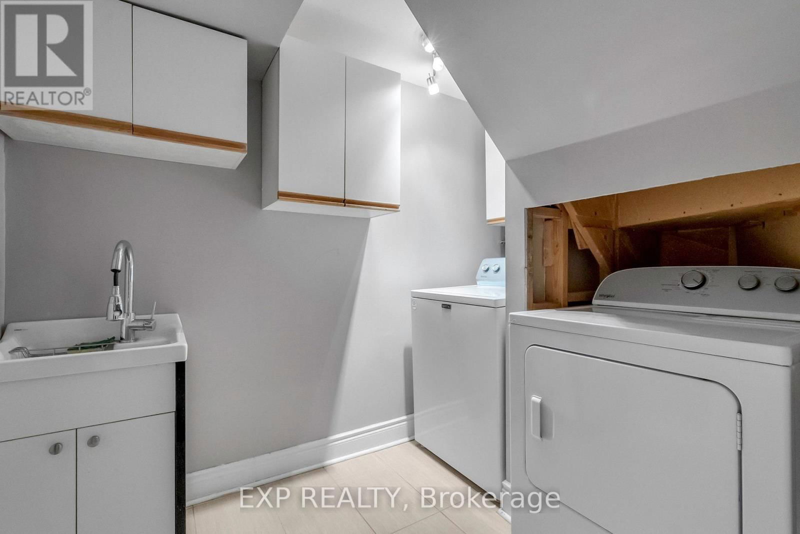 4315 BACCHUS CRESCENT Image 35