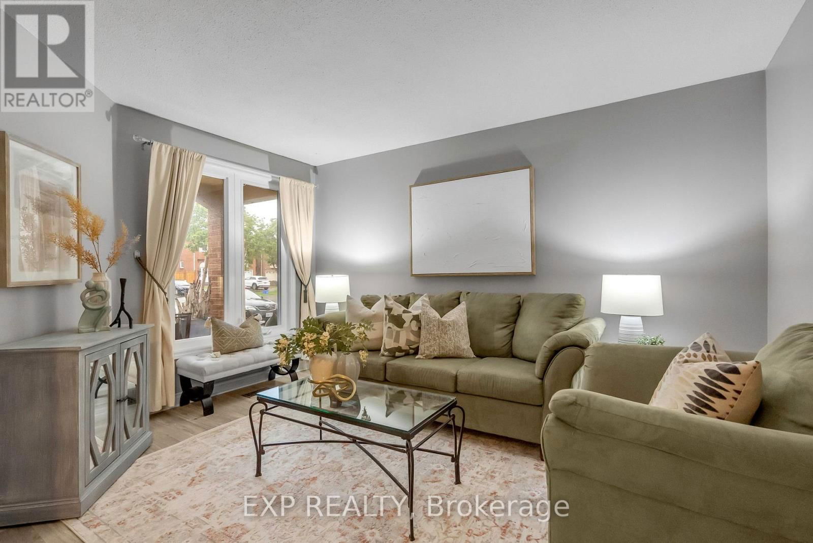 4315 BACCHUS CRESCENT Image 6