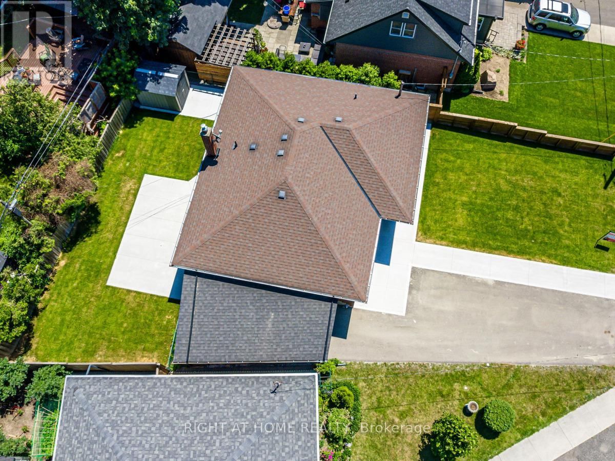 3 ROLLINS PLACE Image 36