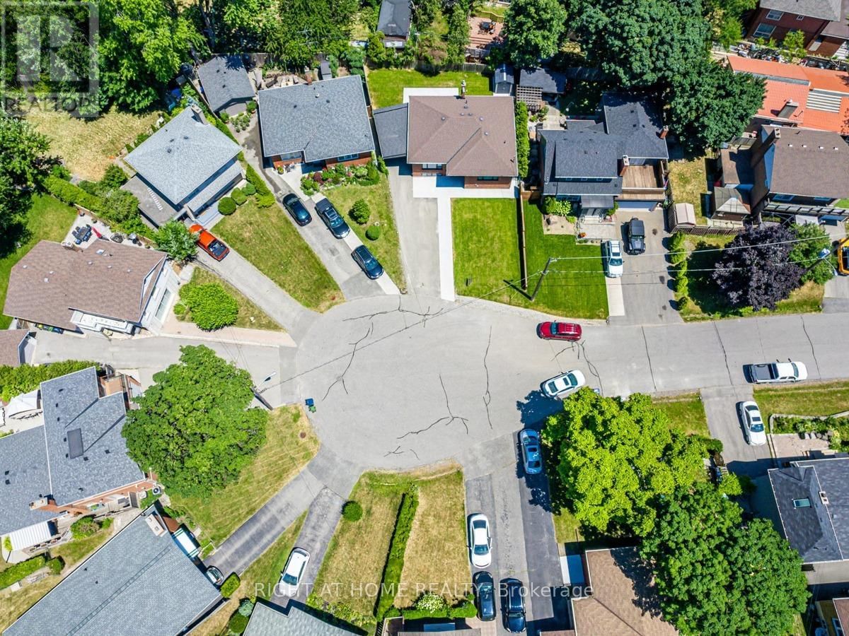 3 ROLLINS PLACE Image 38