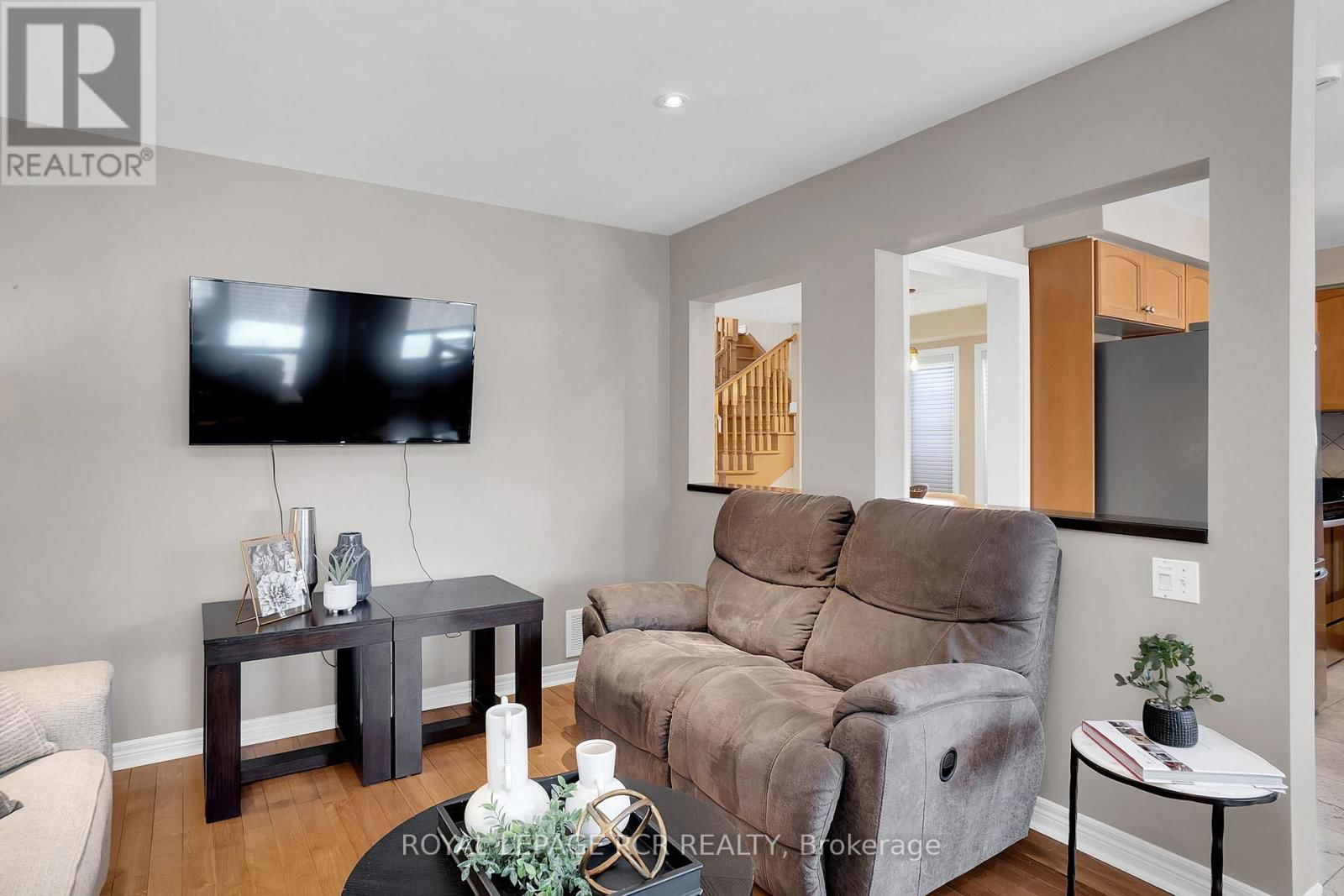 20 BOLTONVIEW CRESCENT Image 12