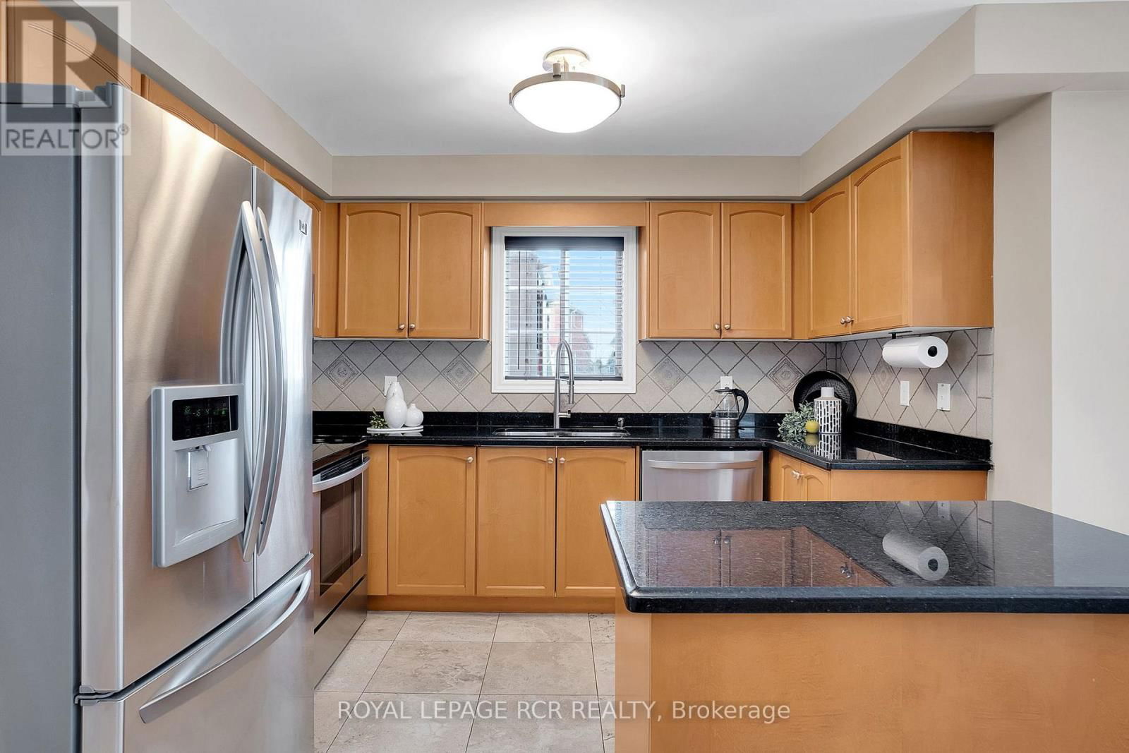 20 BOLTONVIEW CRESCENT Image 15