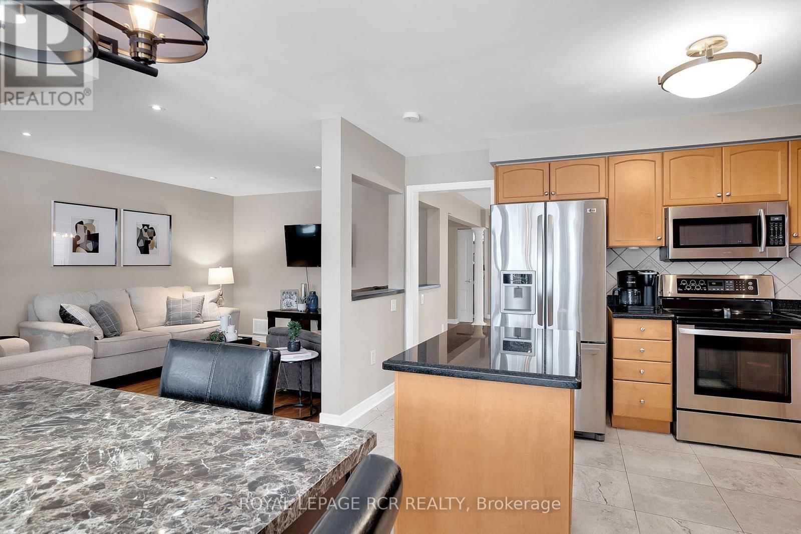 20 BOLTONVIEW CRESCENT Image 19