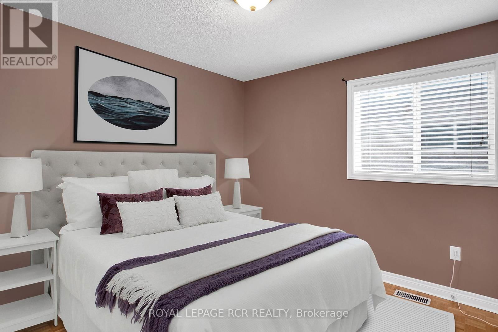 20 BOLTONVIEW CRESCENT Image 30