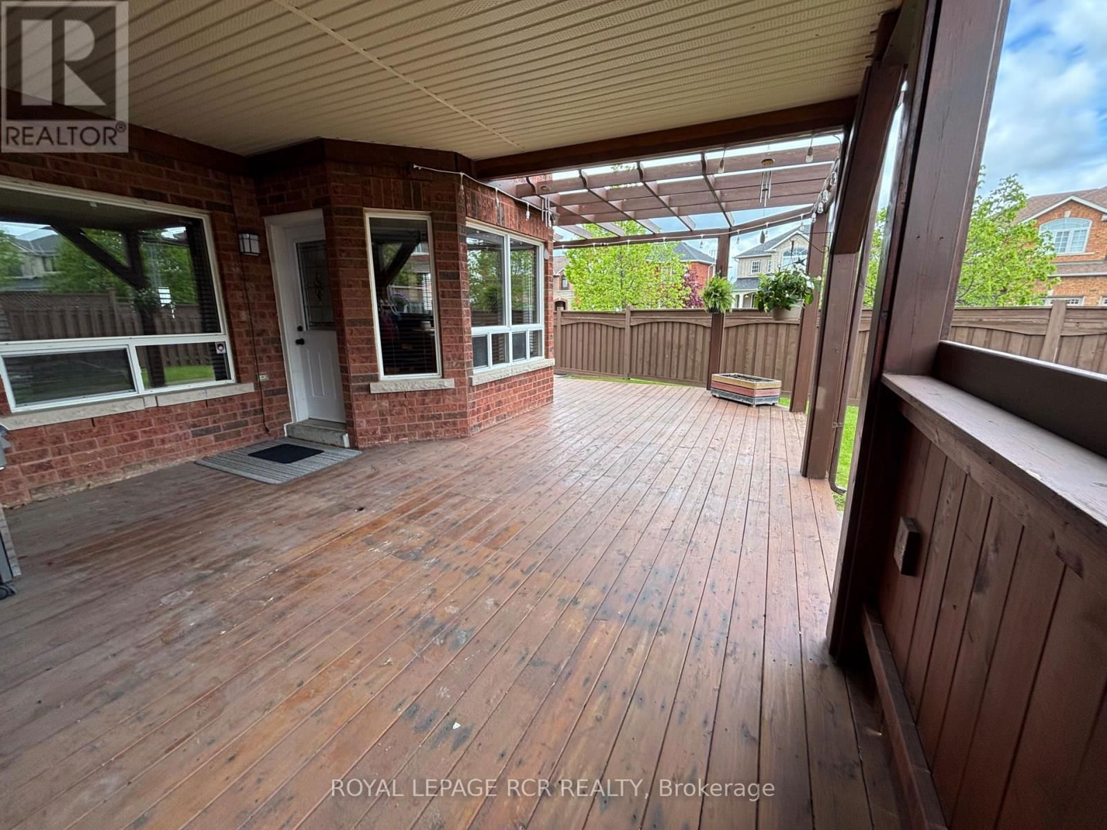 20 BOLTONVIEW CRESCENT Image 45