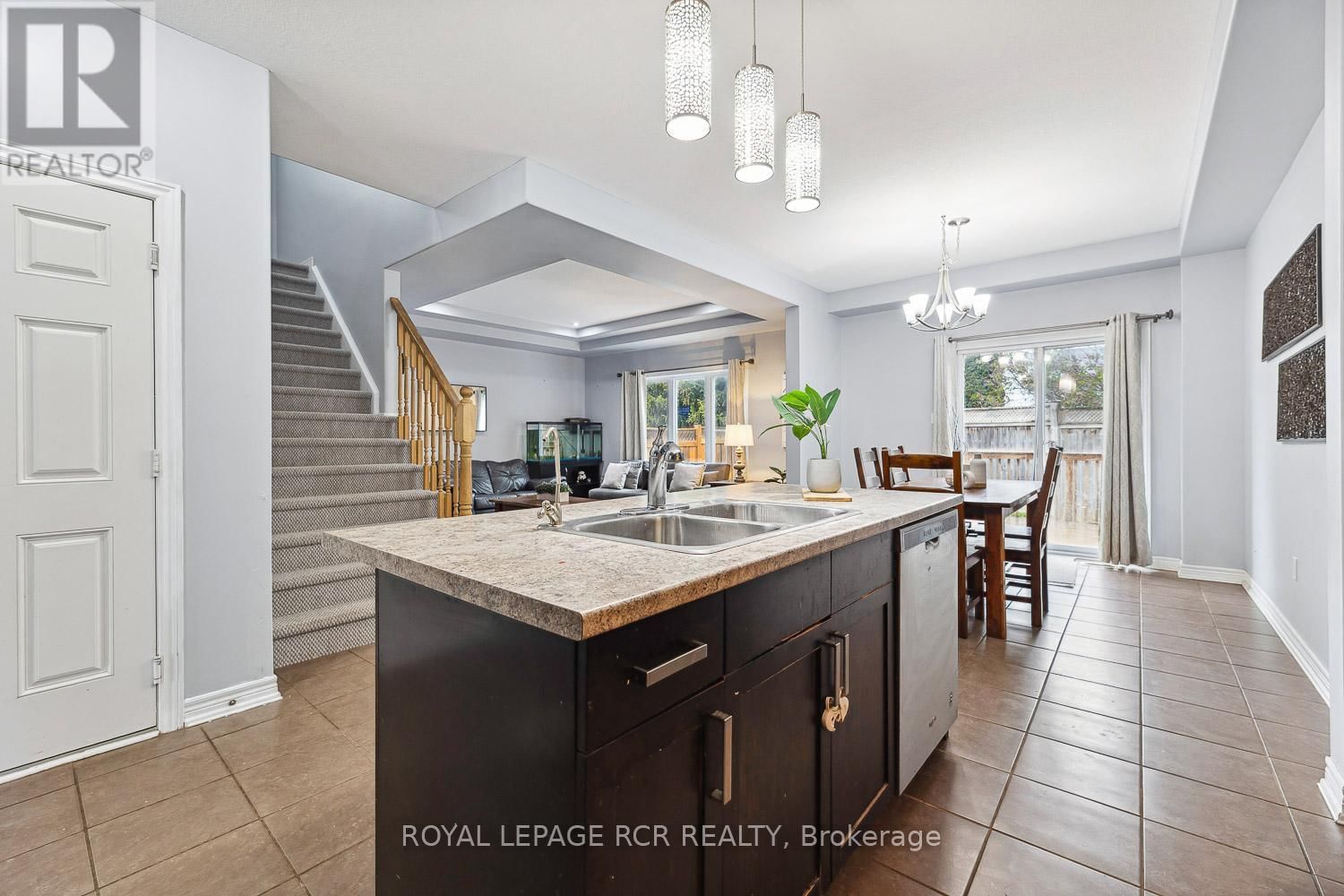 155 PRESTON DRIVE Image 11