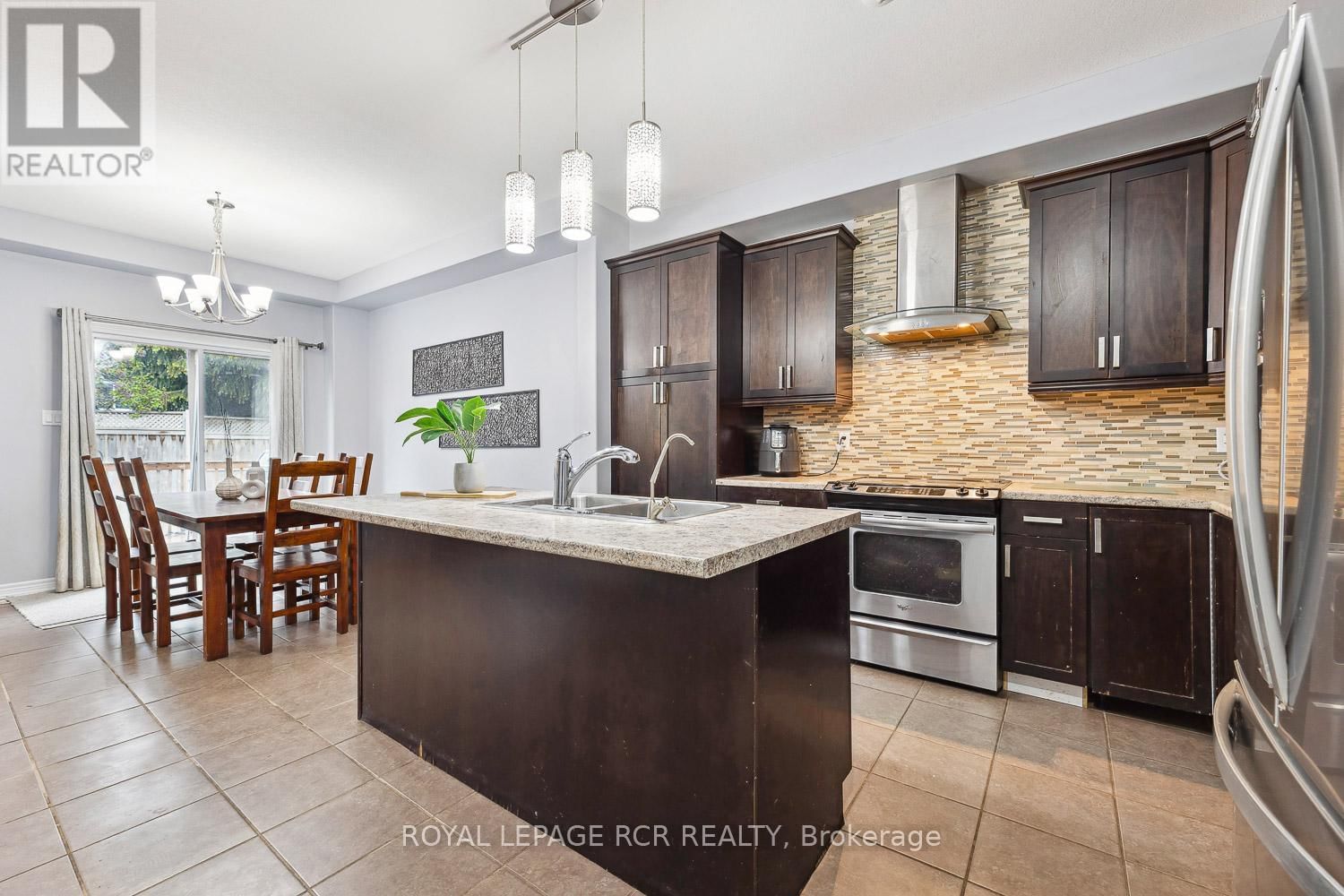 155 PRESTON DRIVE Image 7