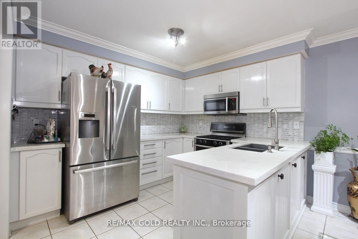 3 OAKMEADOW DRIVE Image 16