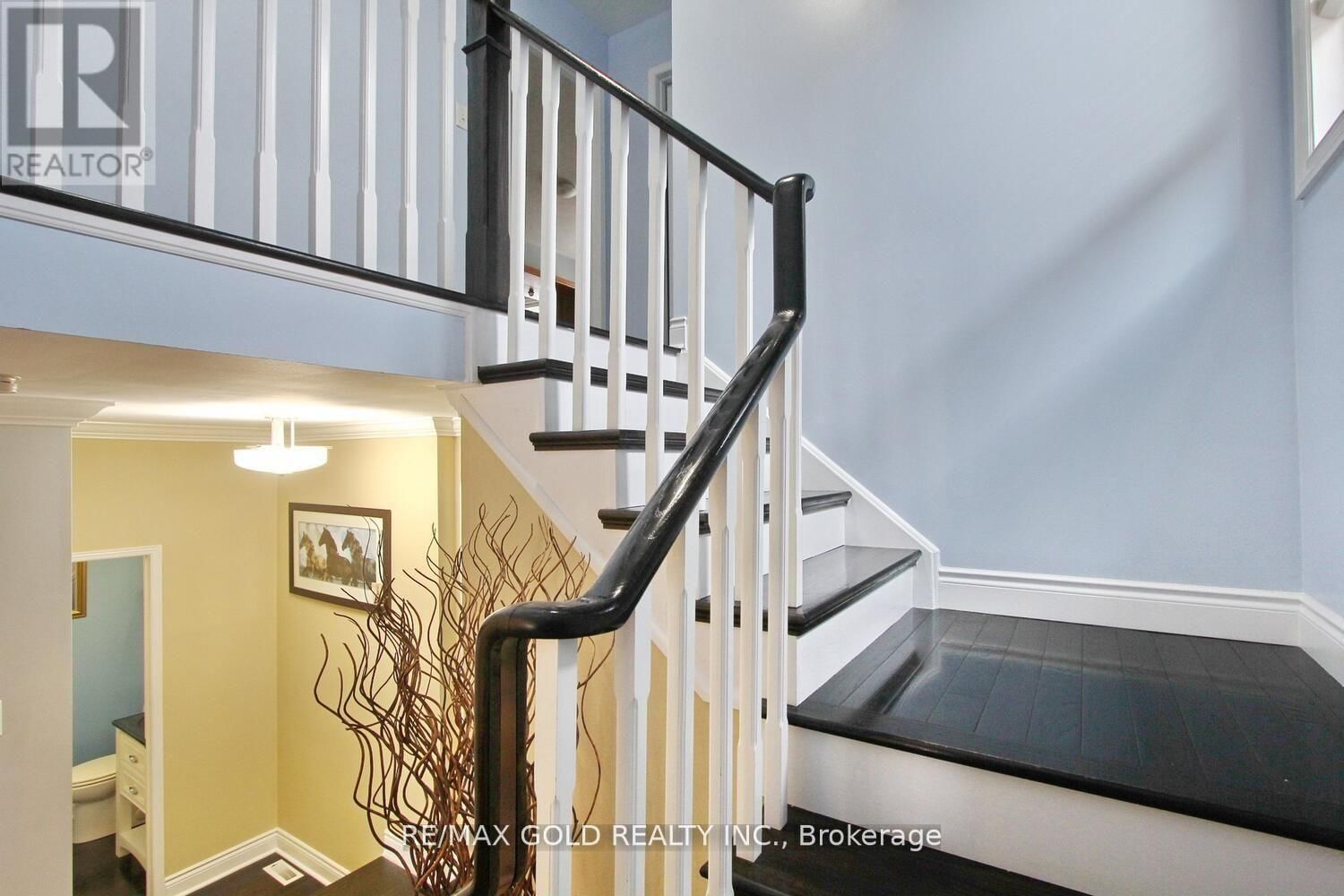 3 OAKMEADOW DRIVE Image 21