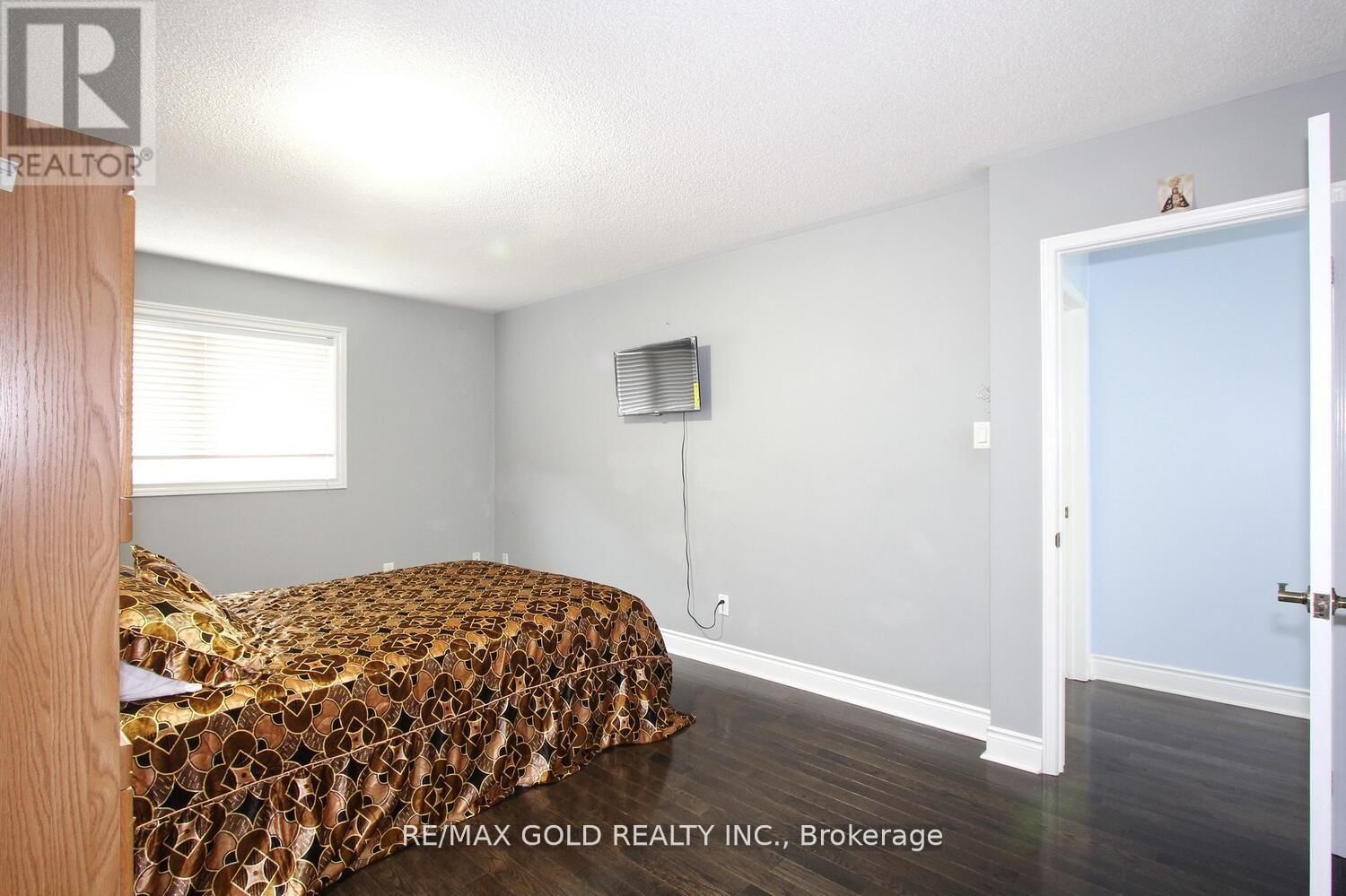 3 OAKMEADOW DRIVE Image 23
