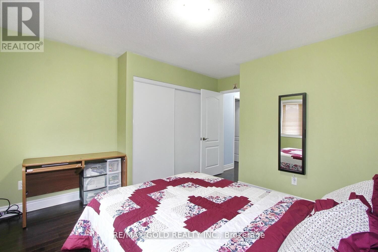 3 OAKMEADOW DRIVE Image 34