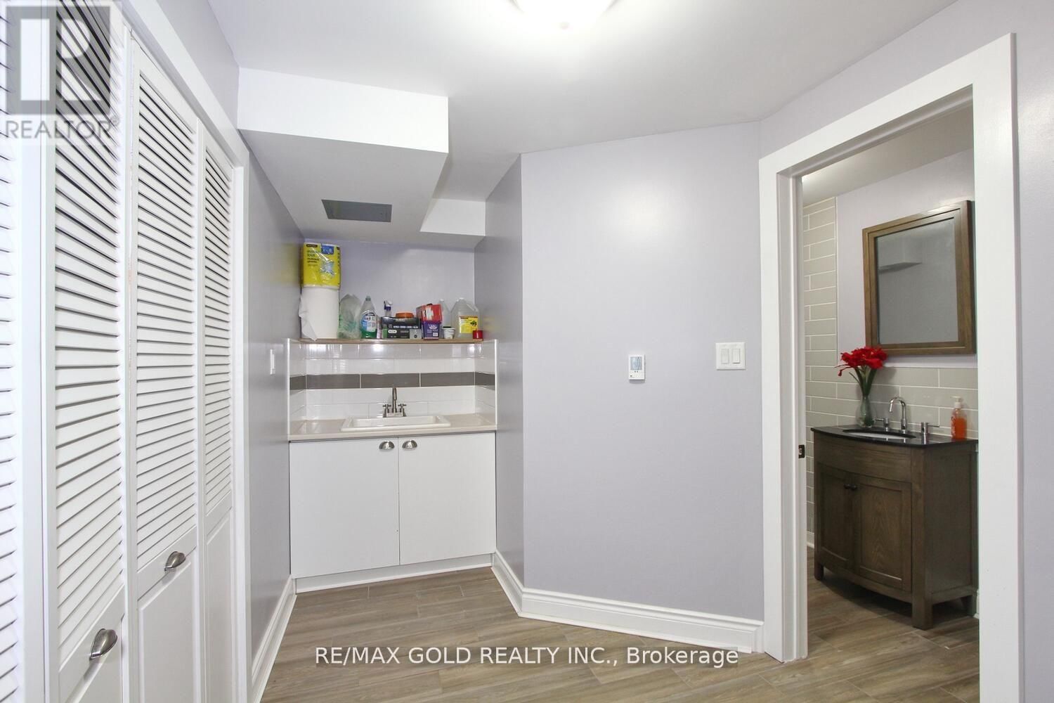 3 OAKMEADOW DRIVE Image 44