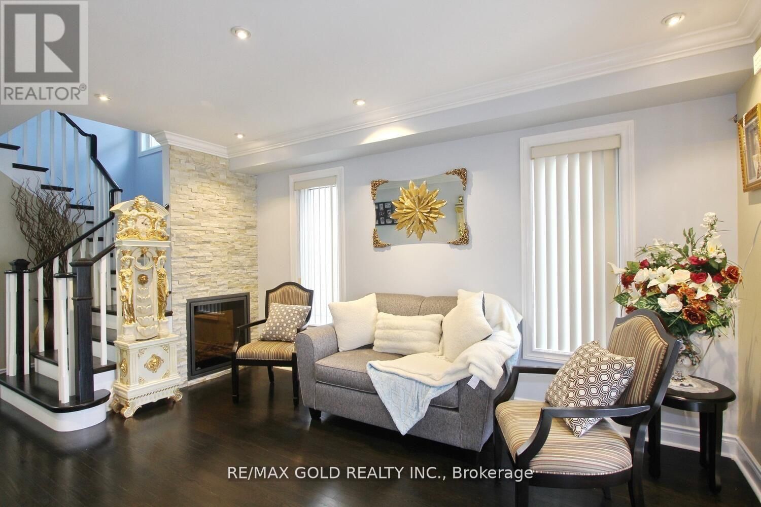 3 OAKMEADOW DRIVE Image 6